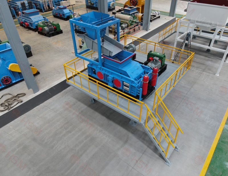 尾礦石破碎機(jī)1