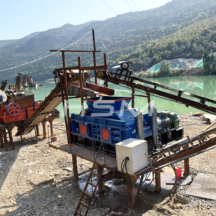 鵝卵石制砂機(jī)安裝現(xiàn)場